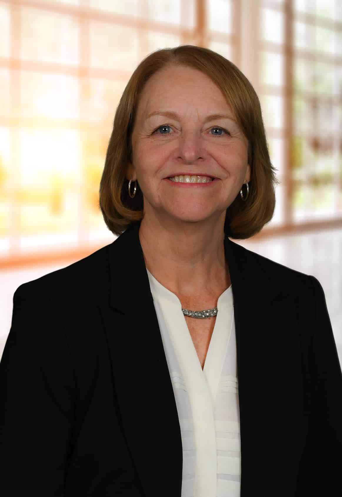 lynn lykey team member page portrait